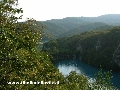 Il lago Milanovac con le sue cascate.
